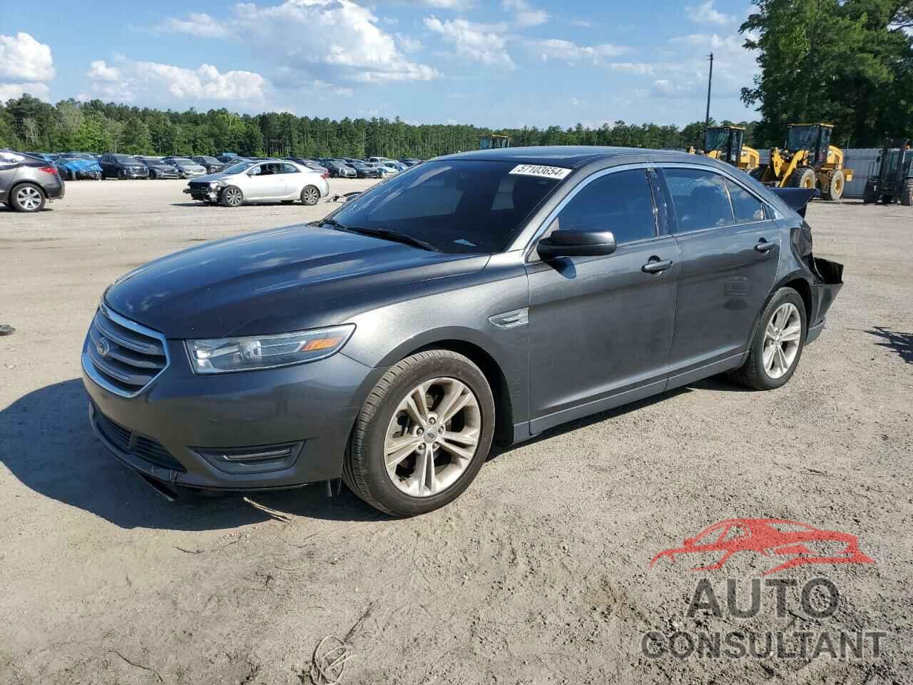 FORD TAURUS 2017 - 1FAHP2E86HG109564