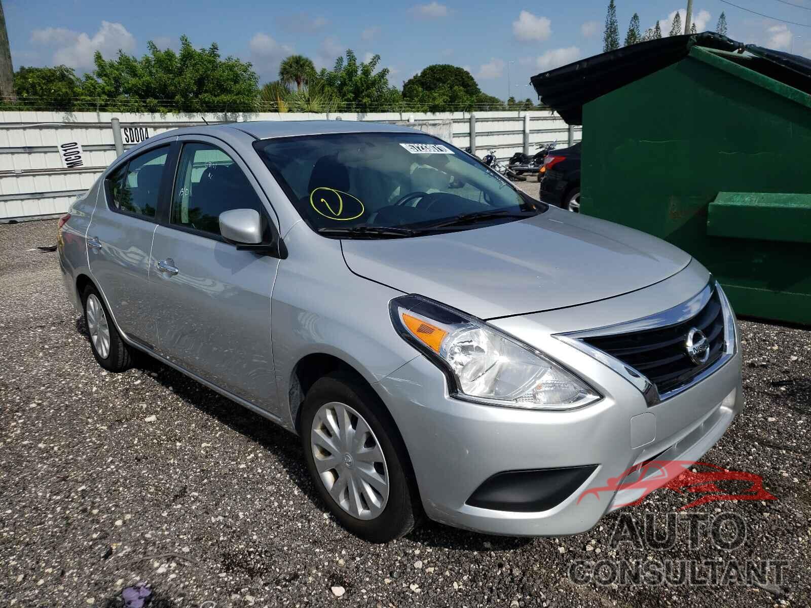 NISSAN VERSA 2019 - 3N1CN7APXKL854991