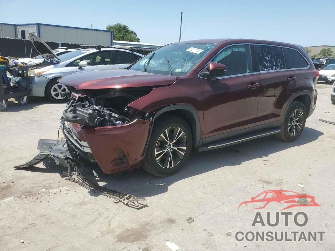 TOYOTA HIGHLANDER 2019 - 5TDZARFH1KS045731