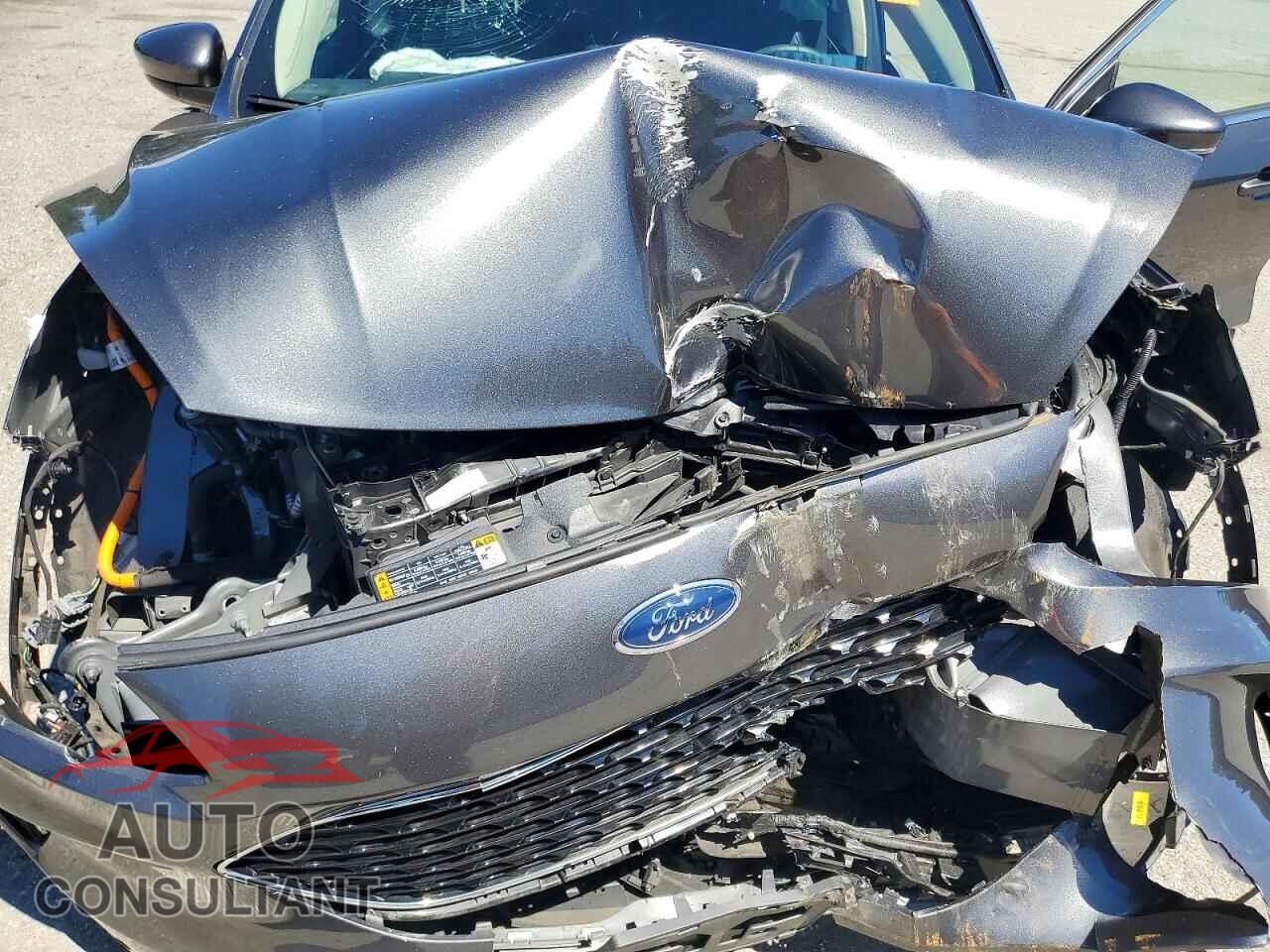 FORD ESCAPE 2020 - 1FMCU0DZ2LUA57383