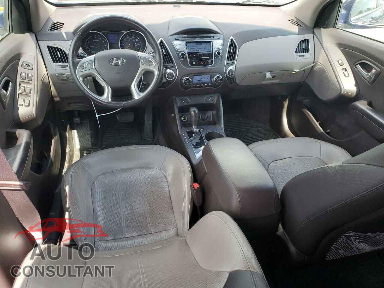 HYUNDAI TUCSON 2012 - KM8JUCAC8CU532513