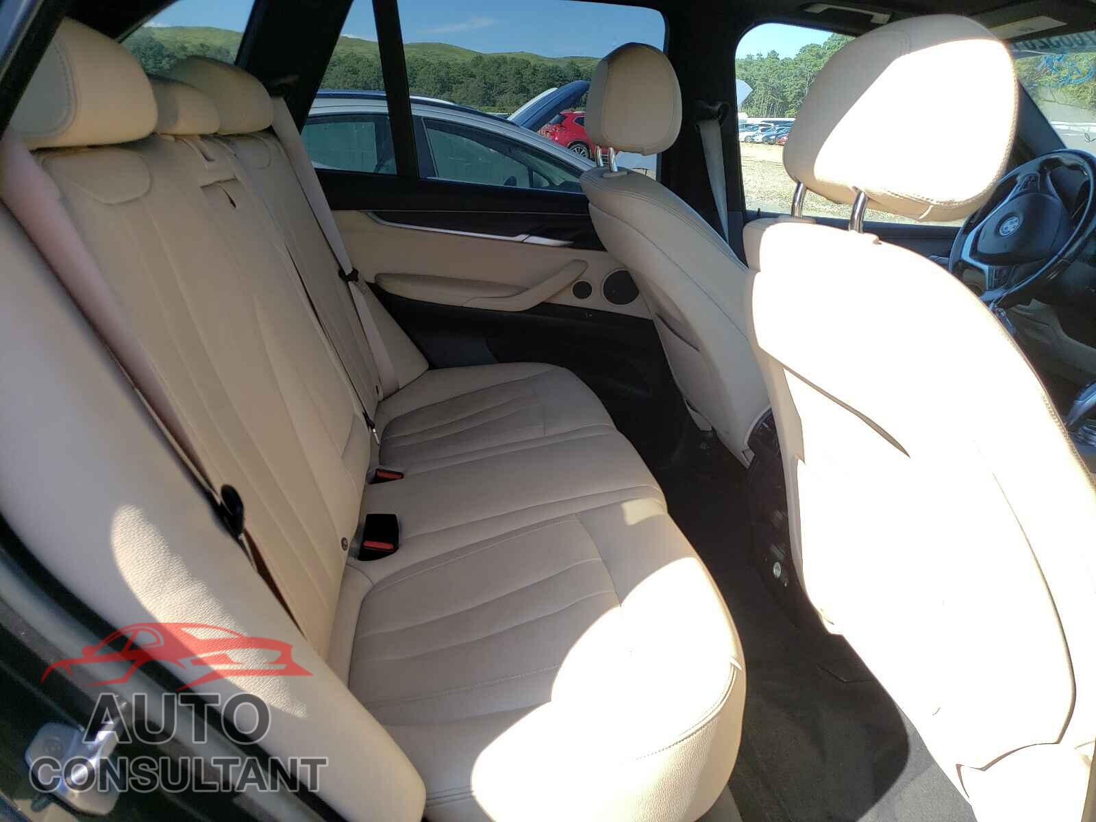 BMW X5 2017 - 5UXKR0C37H0V74965