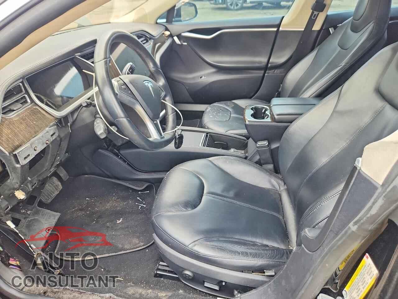 TESLA MODEL S 2013 - 5YJSA1CN9DFP06085