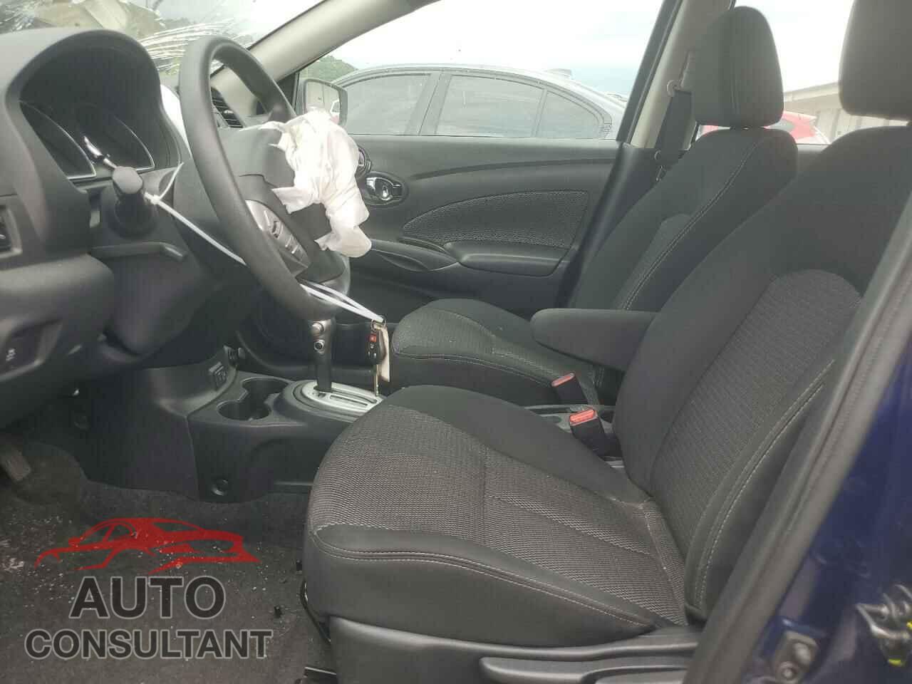 NISSAN VERSA 2019 - 3N1CN7AP3KL851768