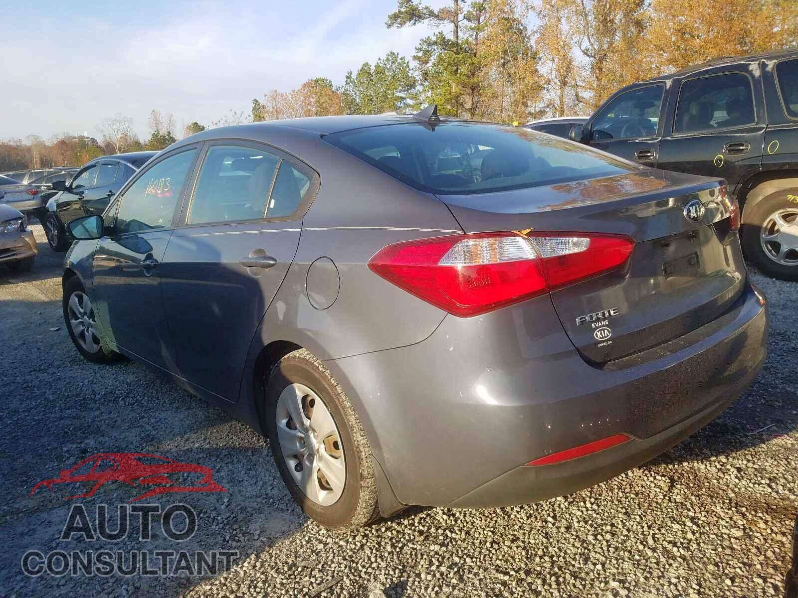 KIA FORTE 2016 - KNAFK4A61G5459319