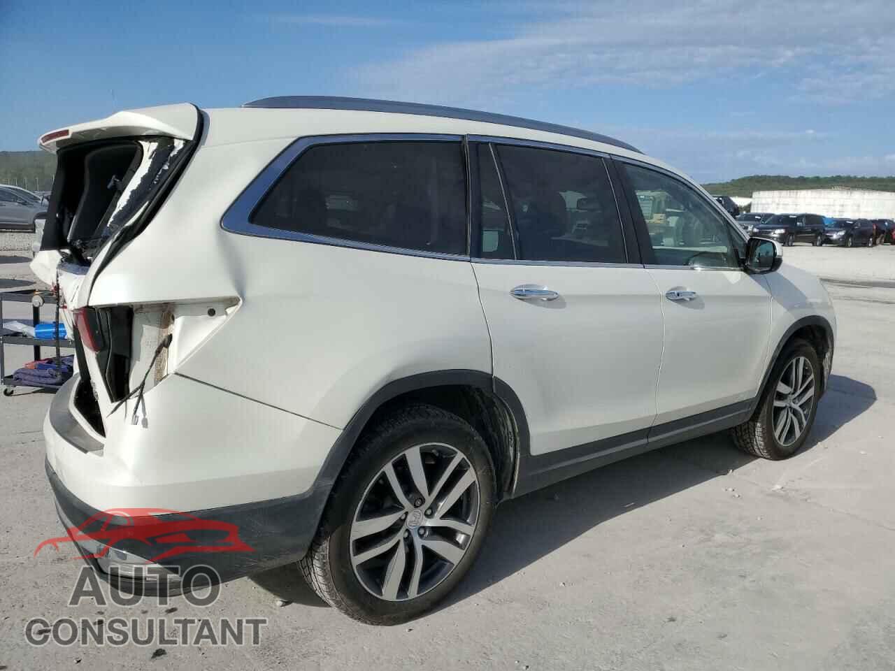 HONDA PILOT 2017 - 5FNYF6H07HB085179