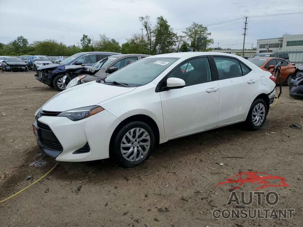 TOYOTA COROLLA 2017 - 5YFBURHE3HP677823