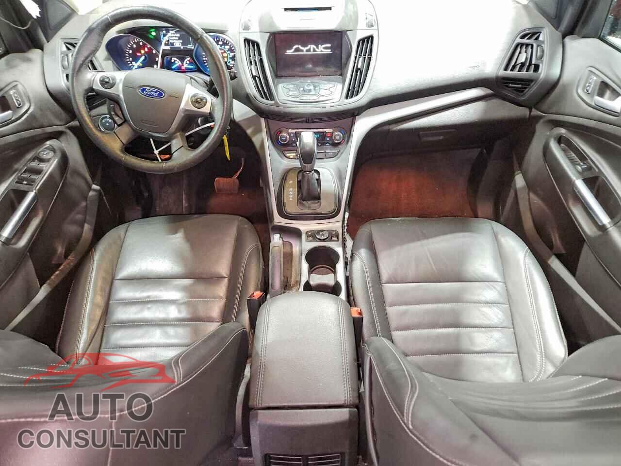 FORD ESCAPE 2015 - 1FMCU9G94FUB06894
