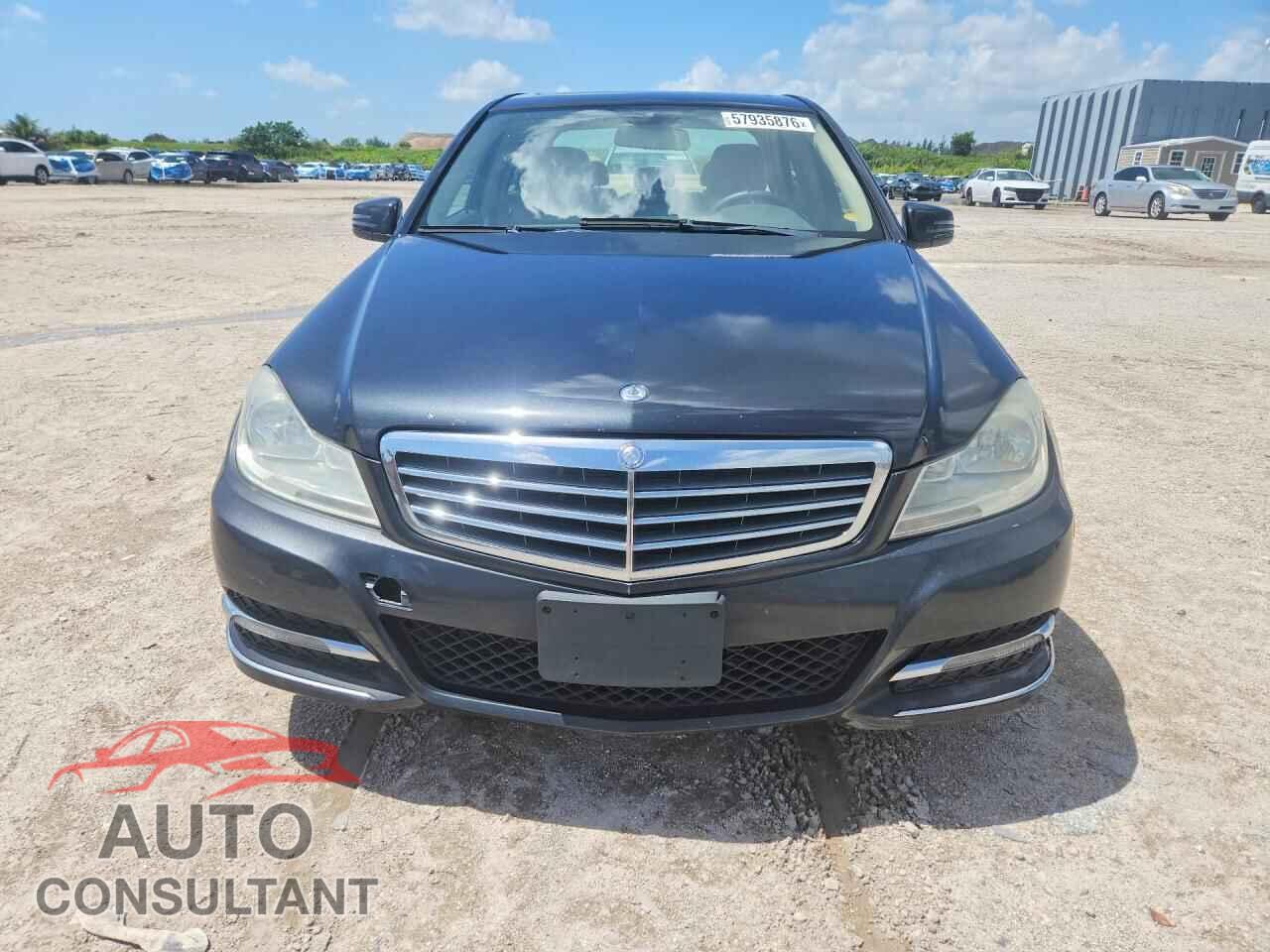 MERCEDES-BENZ C-CLASS 2013 - WDDGF8AB2DR263285