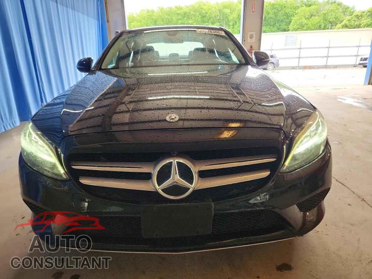 MERCEDES-BENZ C-CLASS 2019 - 55SWF8EB2KU302314