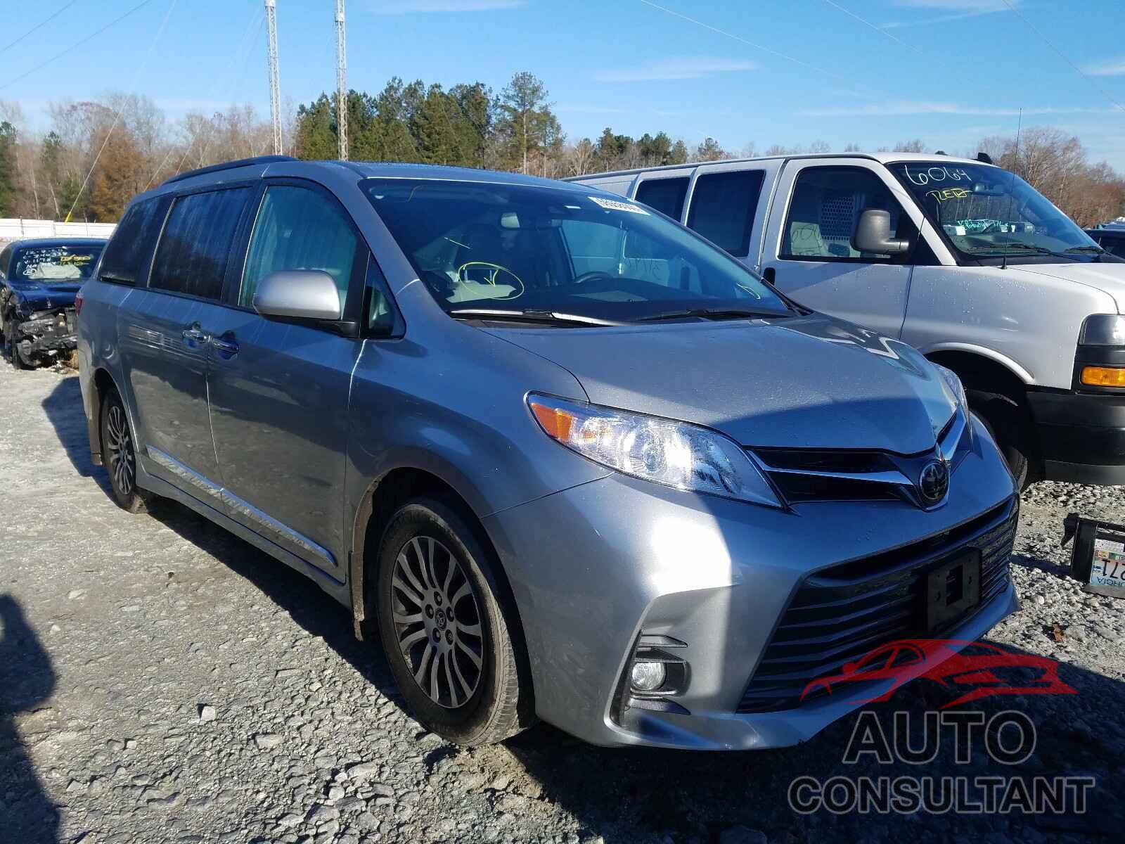 TOYOTA SIENNA 2019 - 5TDYZ3DC5KS020209