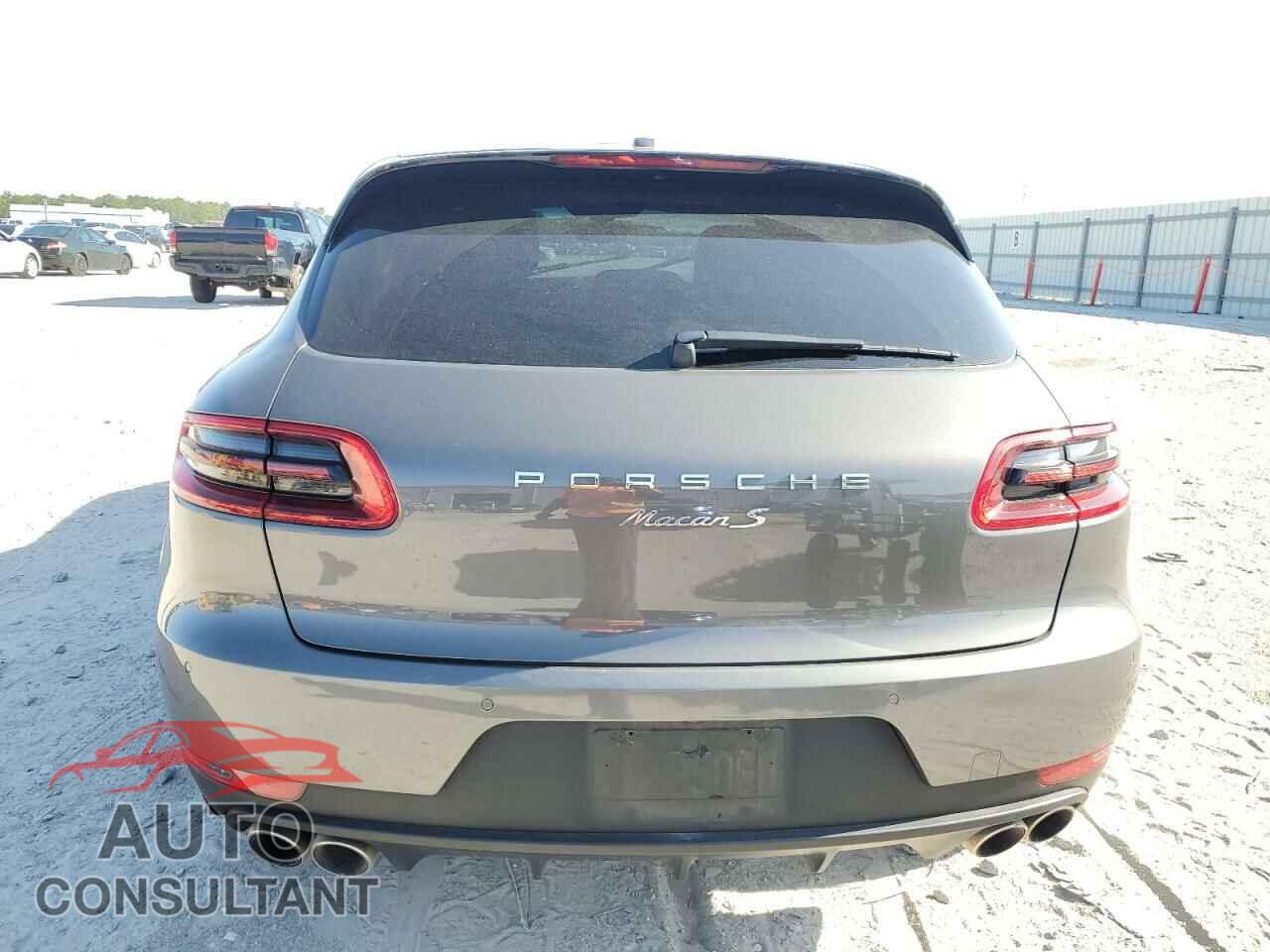 PORSCHE MACAN 2016 - WP1AB2A52GLB54656