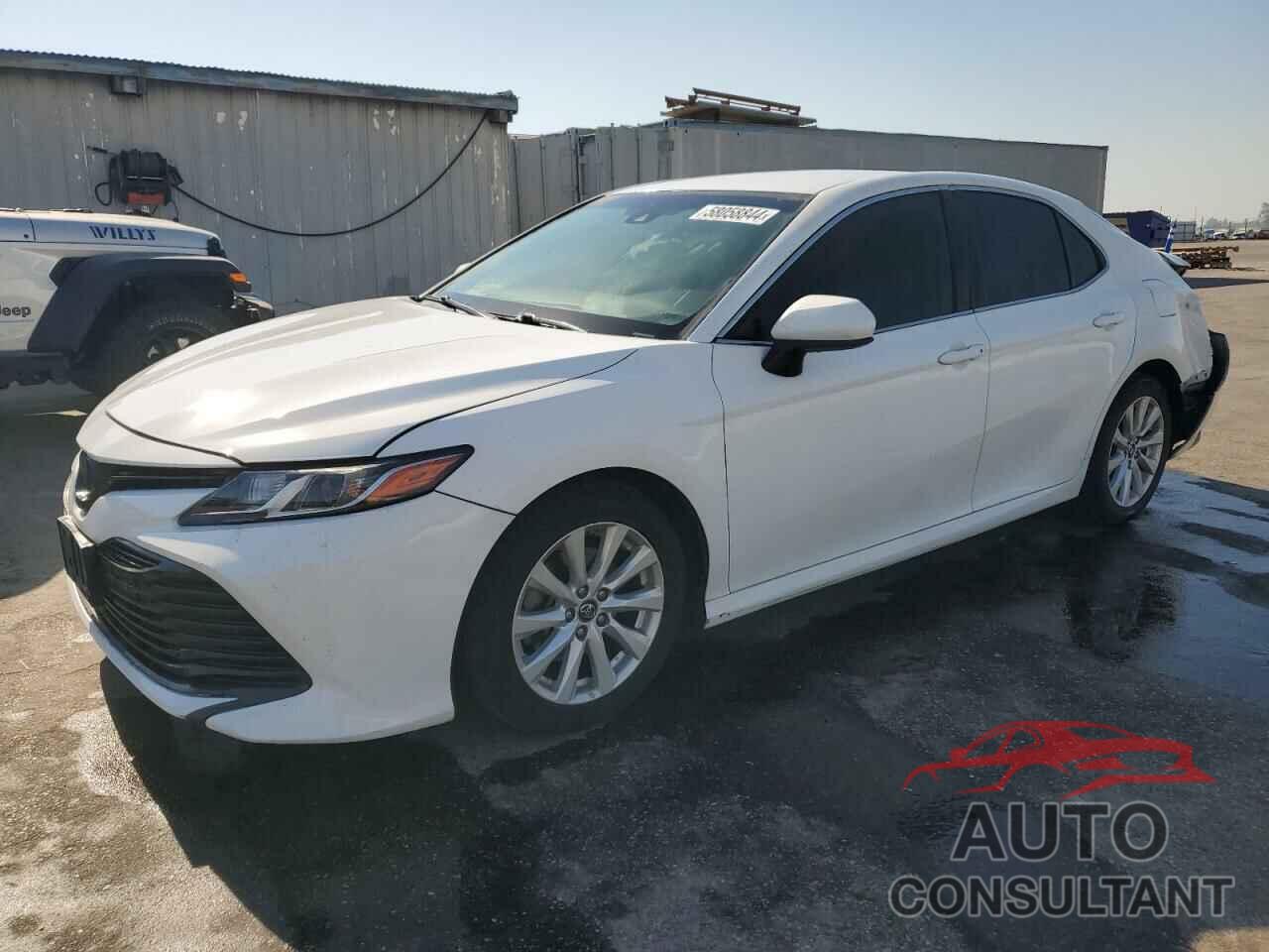 TOYOTA CAMRY 2018 - 4T1B11HK7JU602854