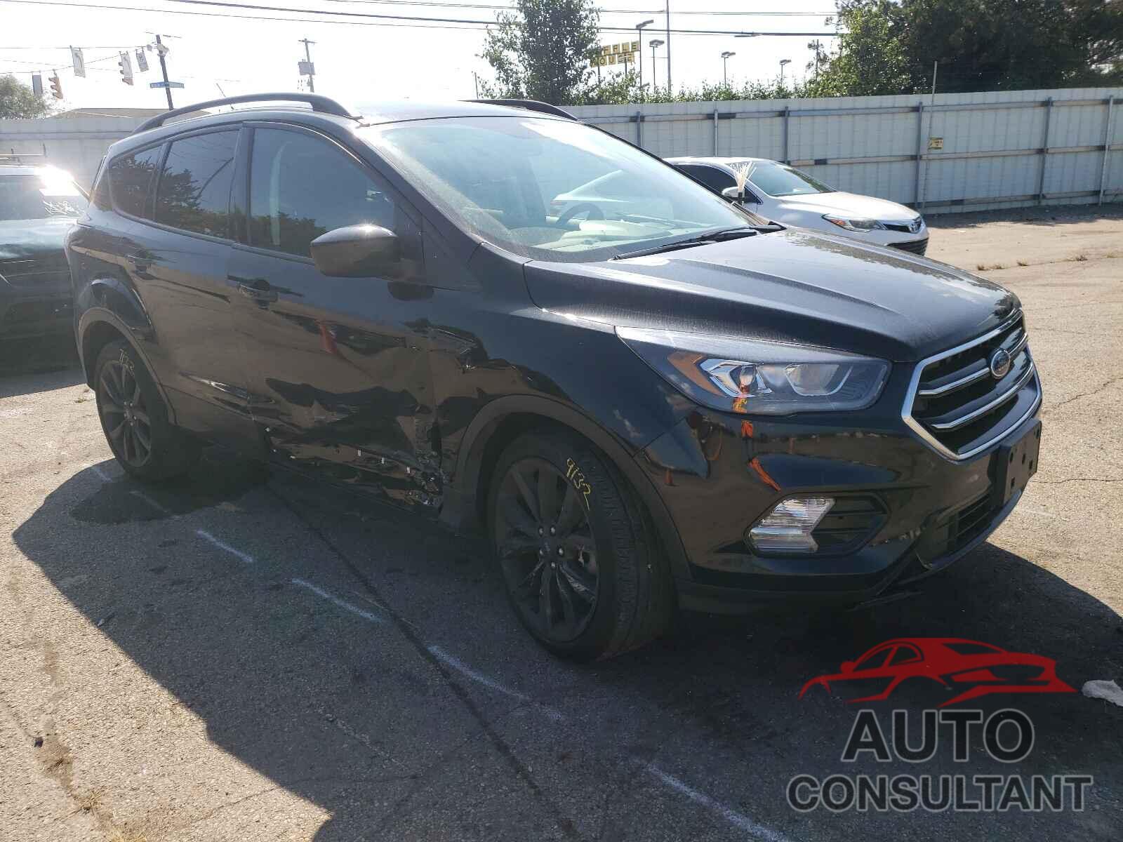 FORD ESCAPE 2018 - 1FMCU9GD6JUB70495