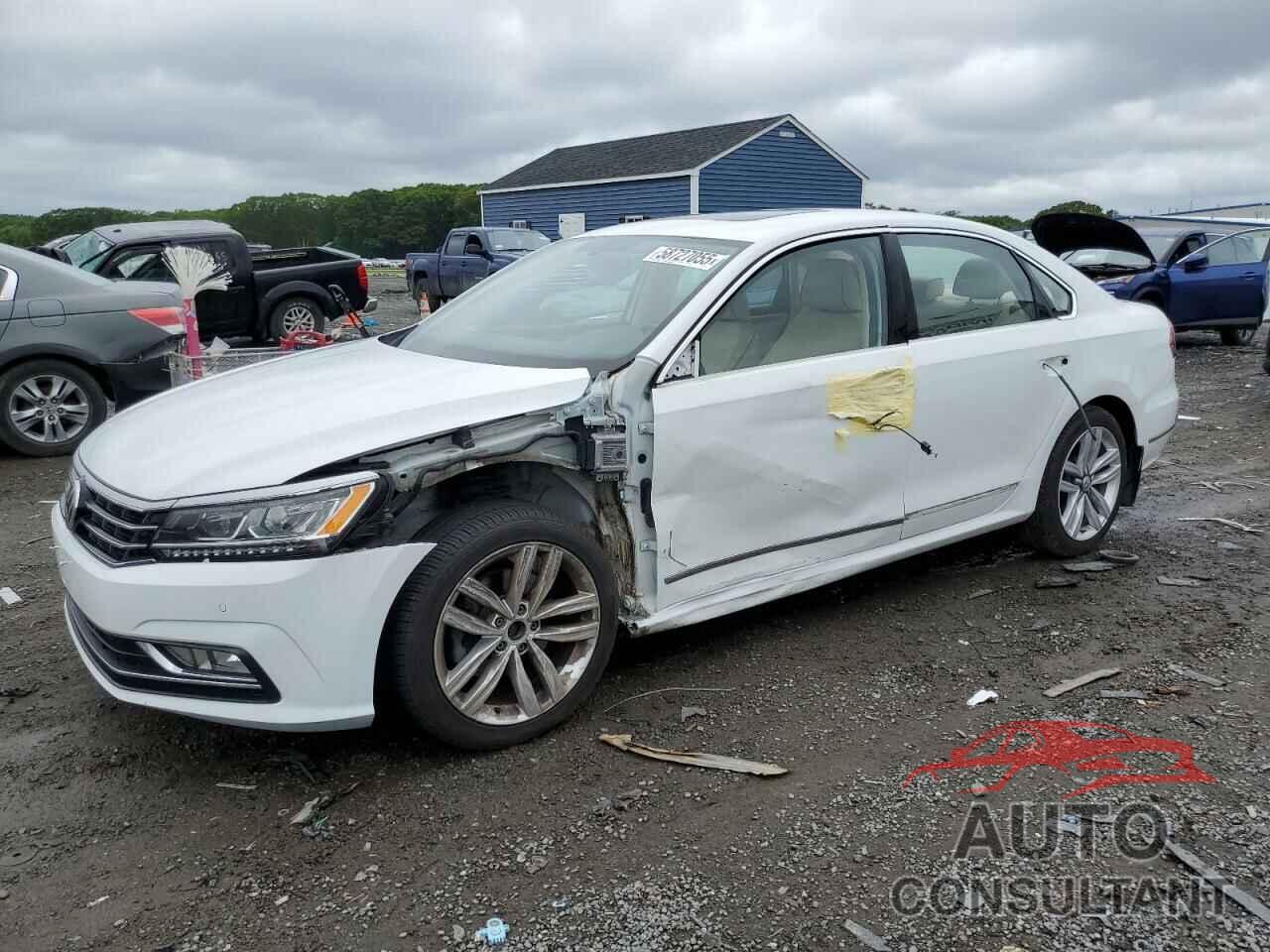 VOLKSWAGEN PASSAT 2017 - 1VWGT7A33HC072356