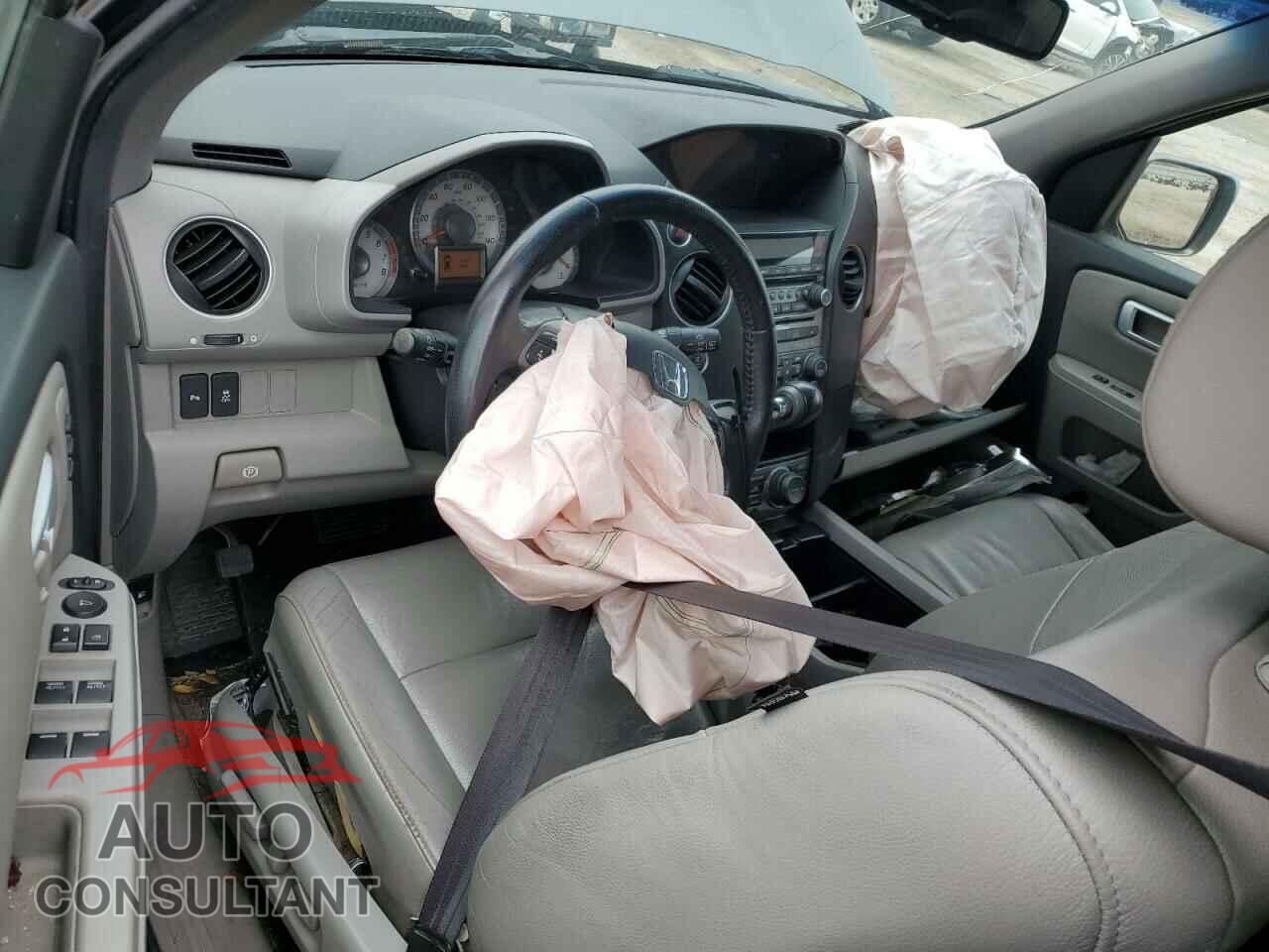 HONDA PILOT 2012 - 5FNYF4H95CB017247