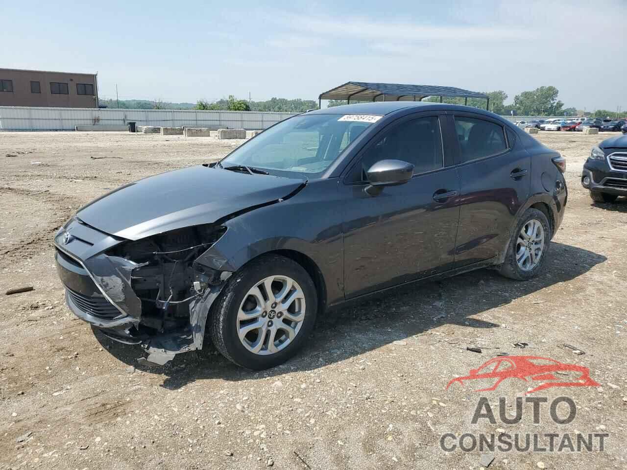 TOYOTA YARIS 2018 - 3MYDLBYV2JY310860