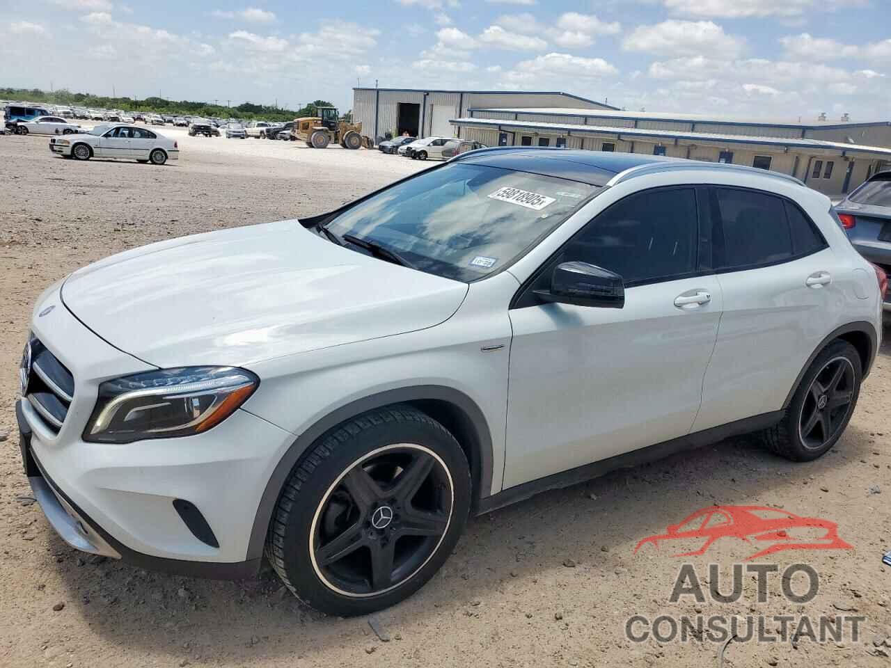MERCEDES-BENZ GLA-CLASS 2015 - WDCTG4GBXFJ037139