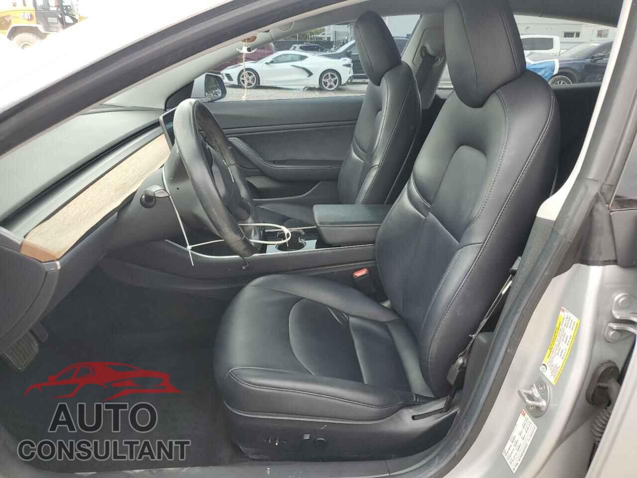 TESLA MODEL 3 2018 - 5YJ3E1EA0JF013517