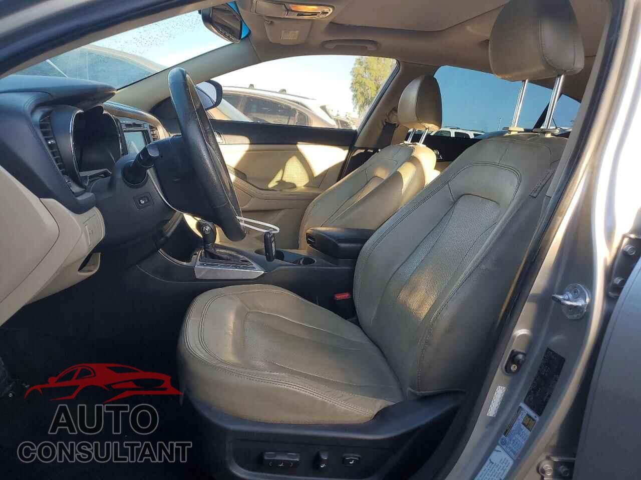 KIA OPTIMA 2011 - KNAGM4AD7B5000348