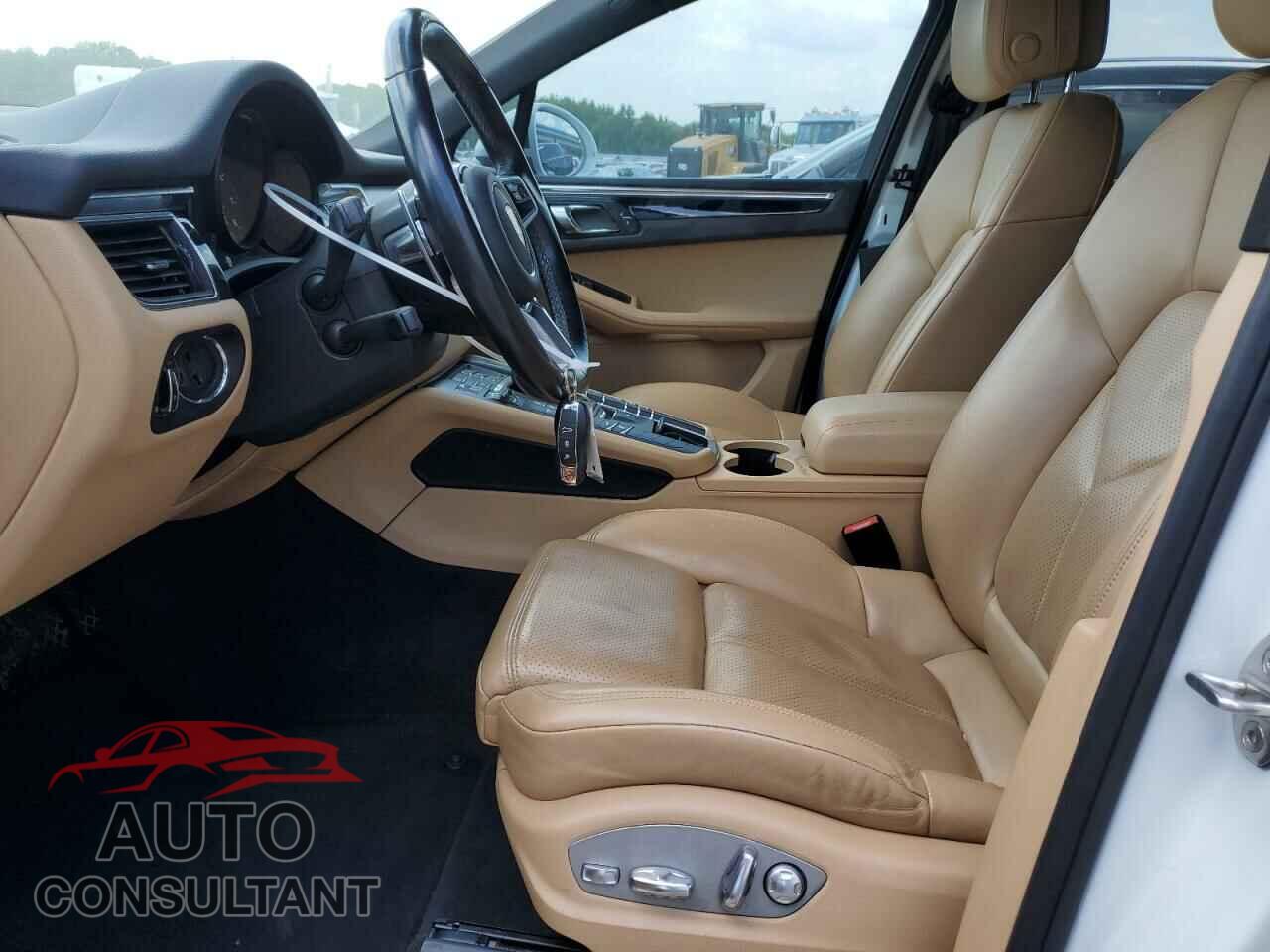 PORSCHE MACAN 2018 - WP1AA2A56JLB01954