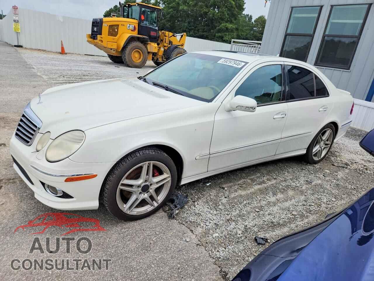 MERCEDES-BENZ E-CLASS 2009 - WDBUF56X99B361910