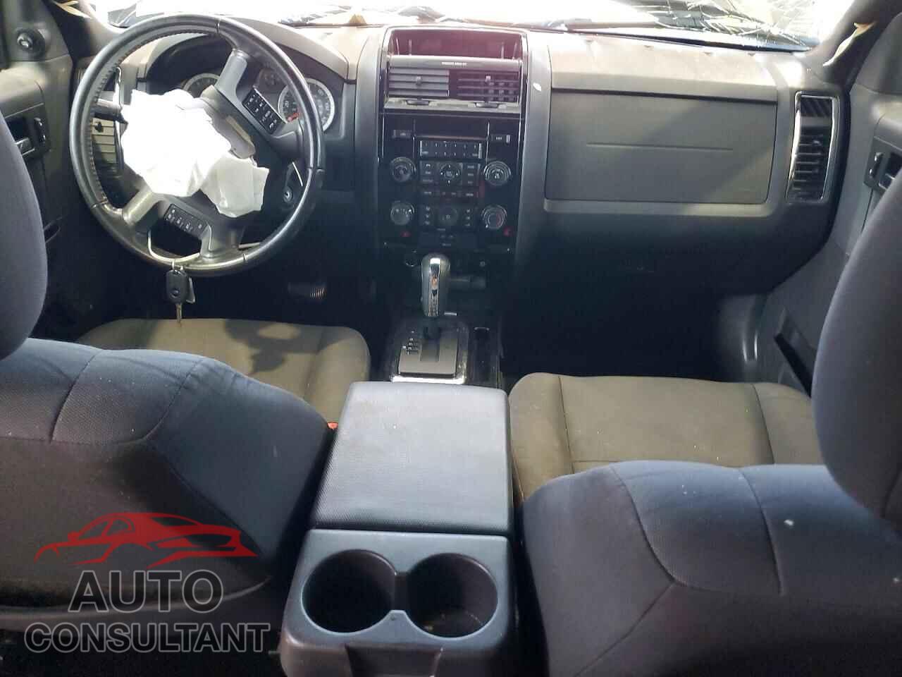 FORD ESCAPE 2011 - 1FMCU9DG5BKA86471