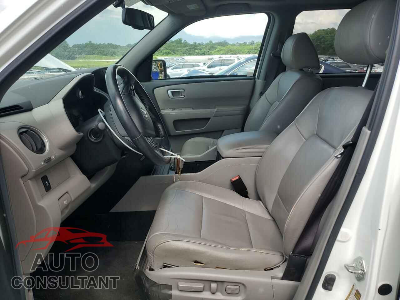 HONDA PILOT 2013 - 5FNYF3H53DB001024