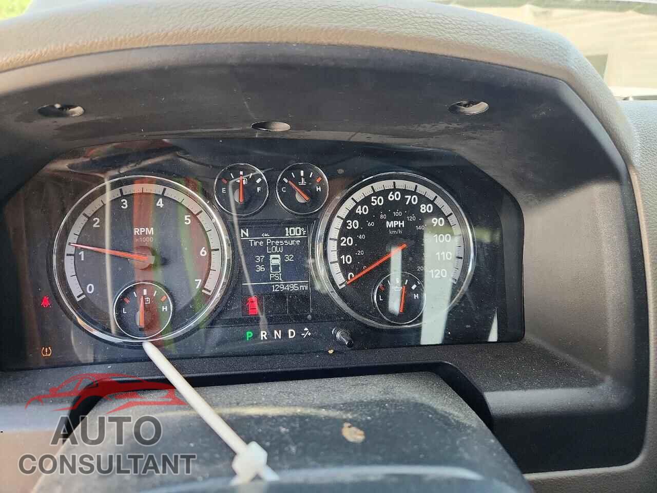DODGE RAM 1500 2012 - 1C6RD7LT5CS317458