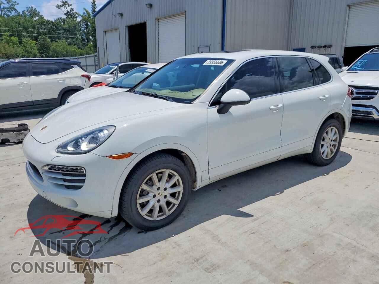 PORSCHE CAYENNE 2012 - WP1AA2A21CLA11619