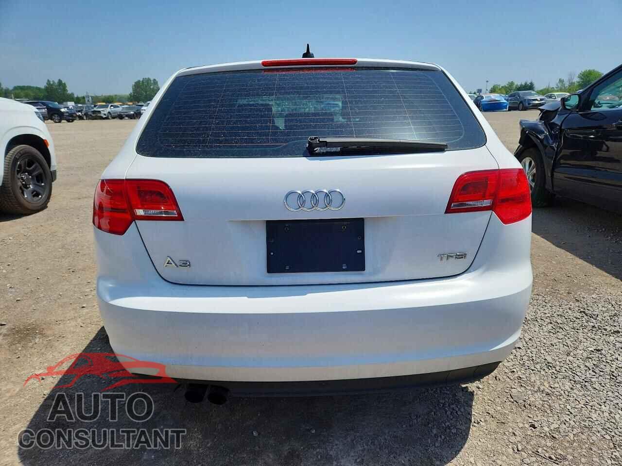 AUDI A3 2011 - WAUNFCFM4BA167780