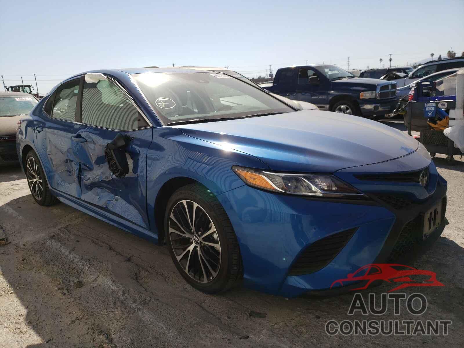TOYOTA CAMRY 2020 - 4T1G11AKXLU303782