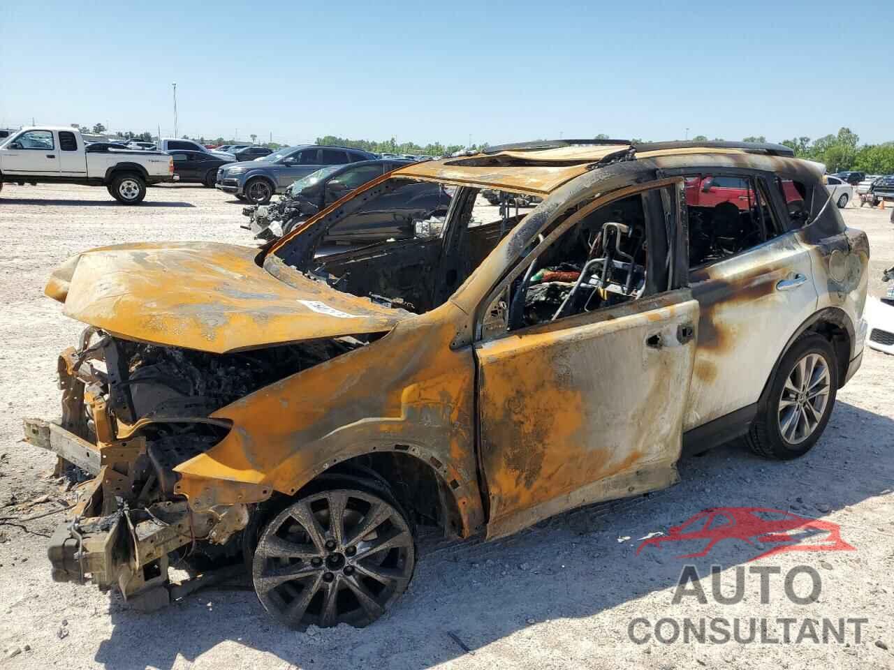 TOYOTA RAV4 2016 - JTMYFREV1GJ070198