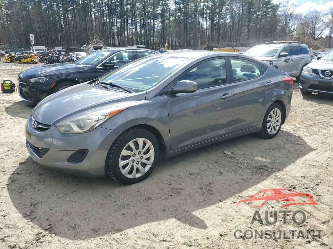HYUNDAI ELANTRA 2013 - 5NPDH4AE8DH157912