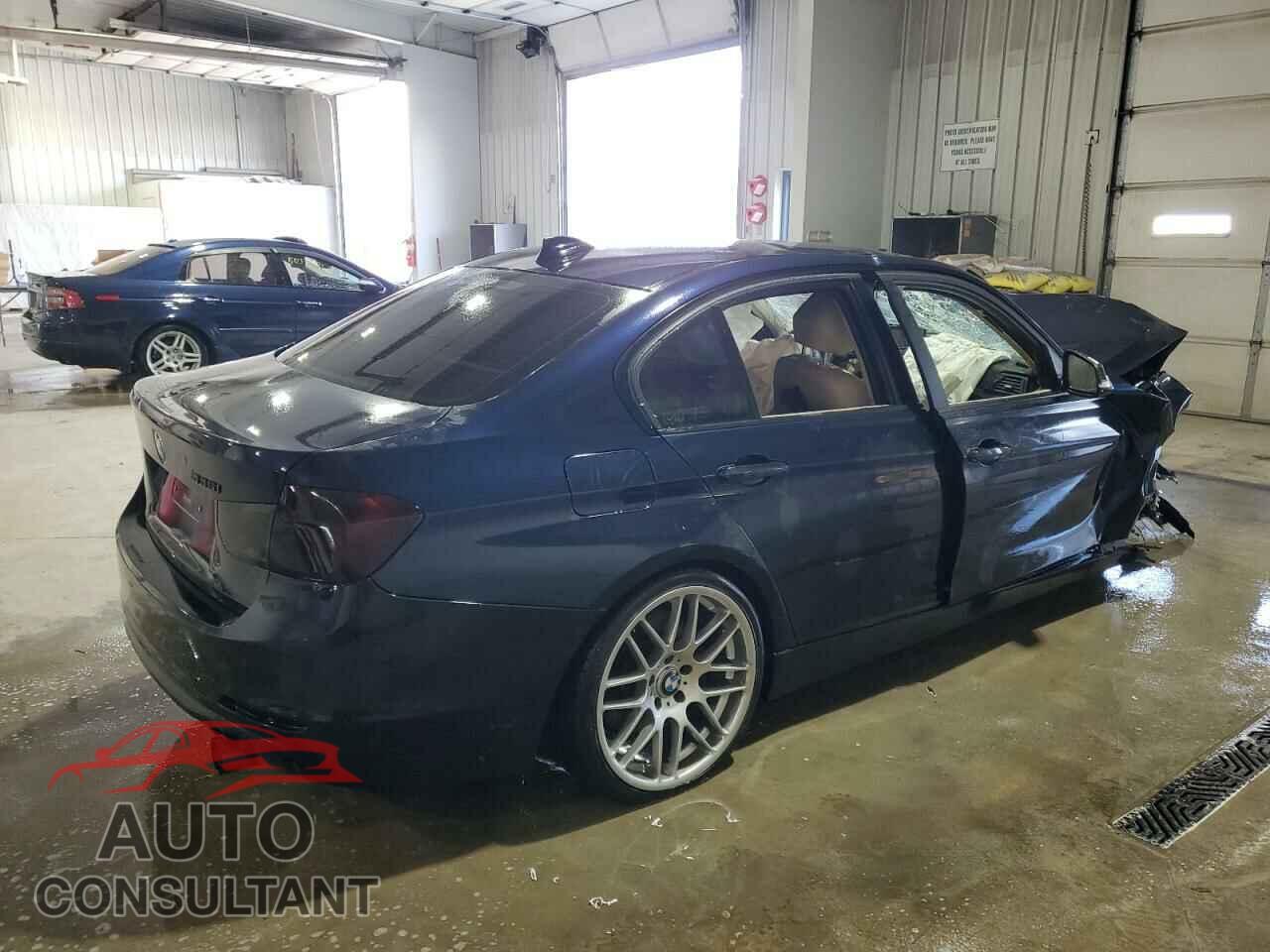 BMW 3 SERIES 2013 - WBA3A9C57DF476154