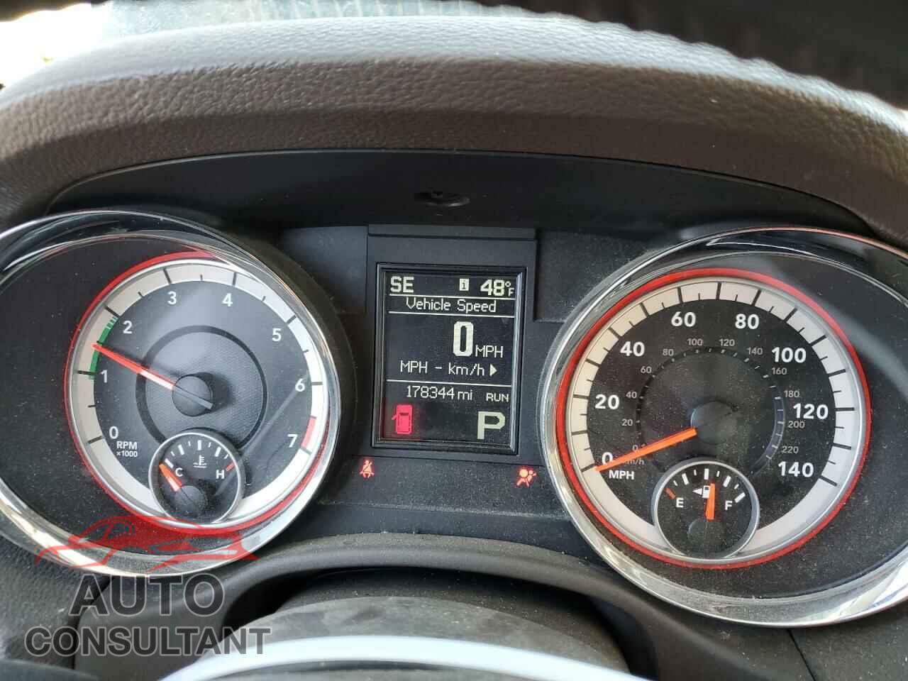DODGE DURANGO 2011 - 1D4RE2GG0BC746556