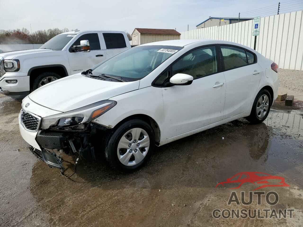 KIA FORTE 2018 - 3KPFK4A74JE229474