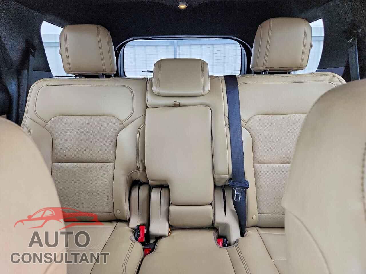 FORD EXPLORER 2016 - 1FM5K7F89GGA03840
