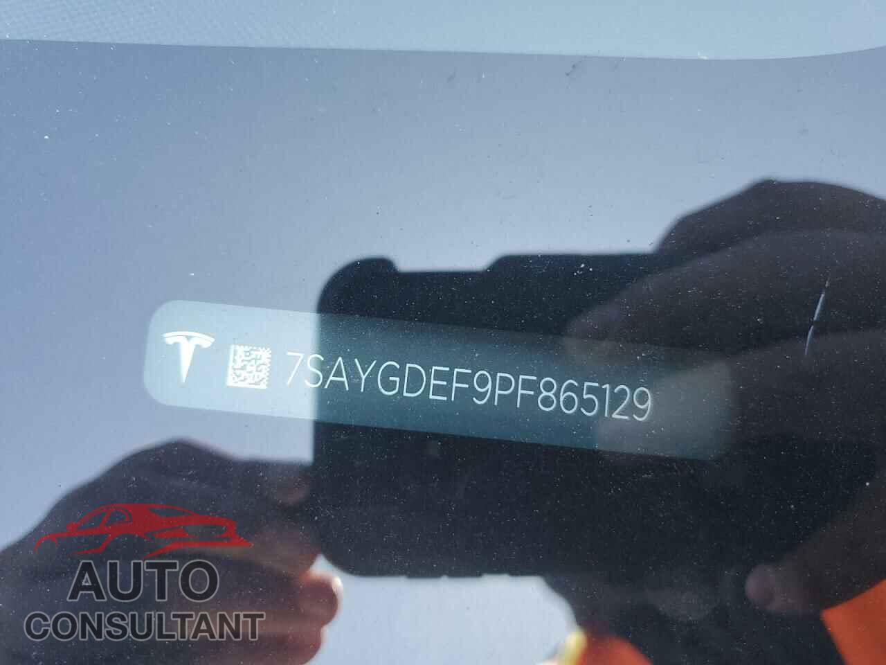 TESLA MODEL Y 2023 - 7SAYGDEF9PF865129