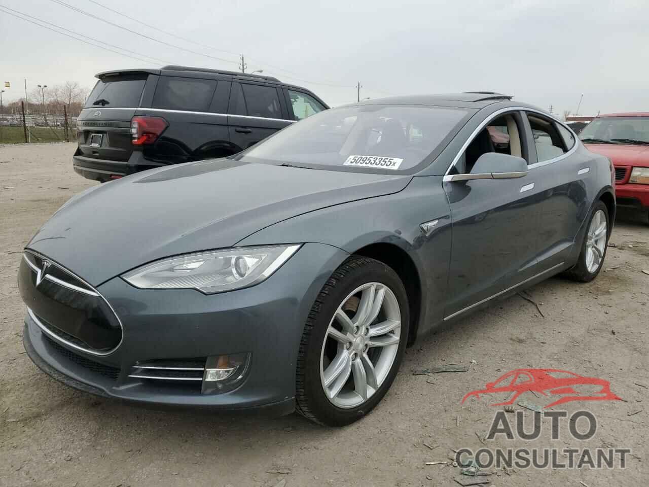 TESLA MODEL S 2013 - 5YJSA1CG7DFP03882