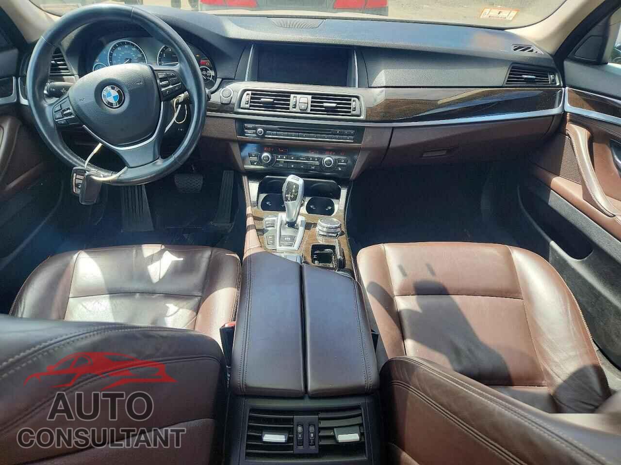BMW 5 SERIES 2015 - WBA5B3C54FD545156
