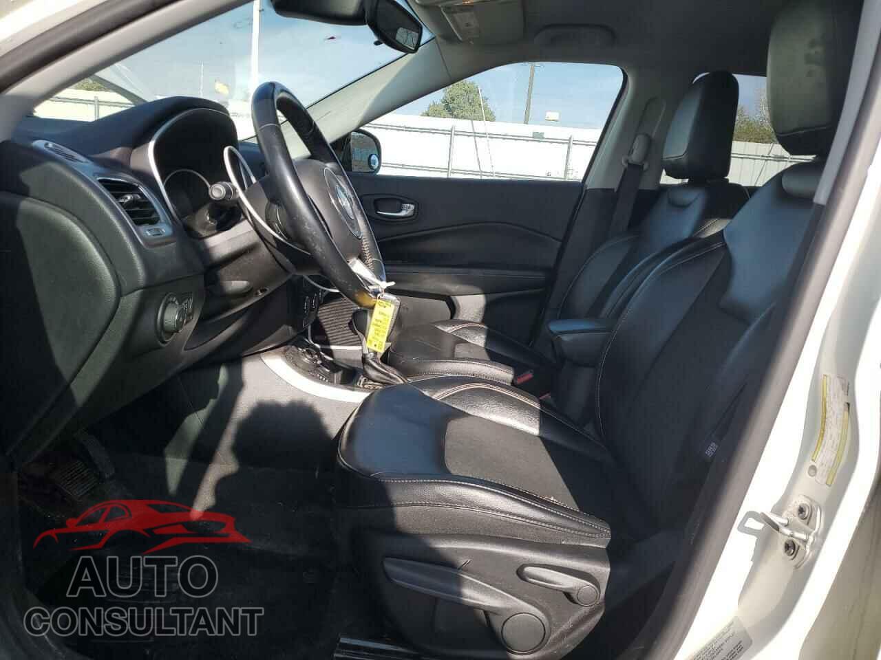 JEEP COMPASS 2017 - 3C4NJDBB6HT693017