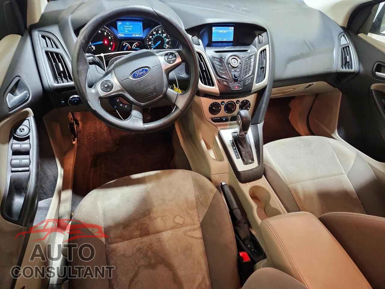 FORD FOCUS 2014 - 1FADP3K28EL262437