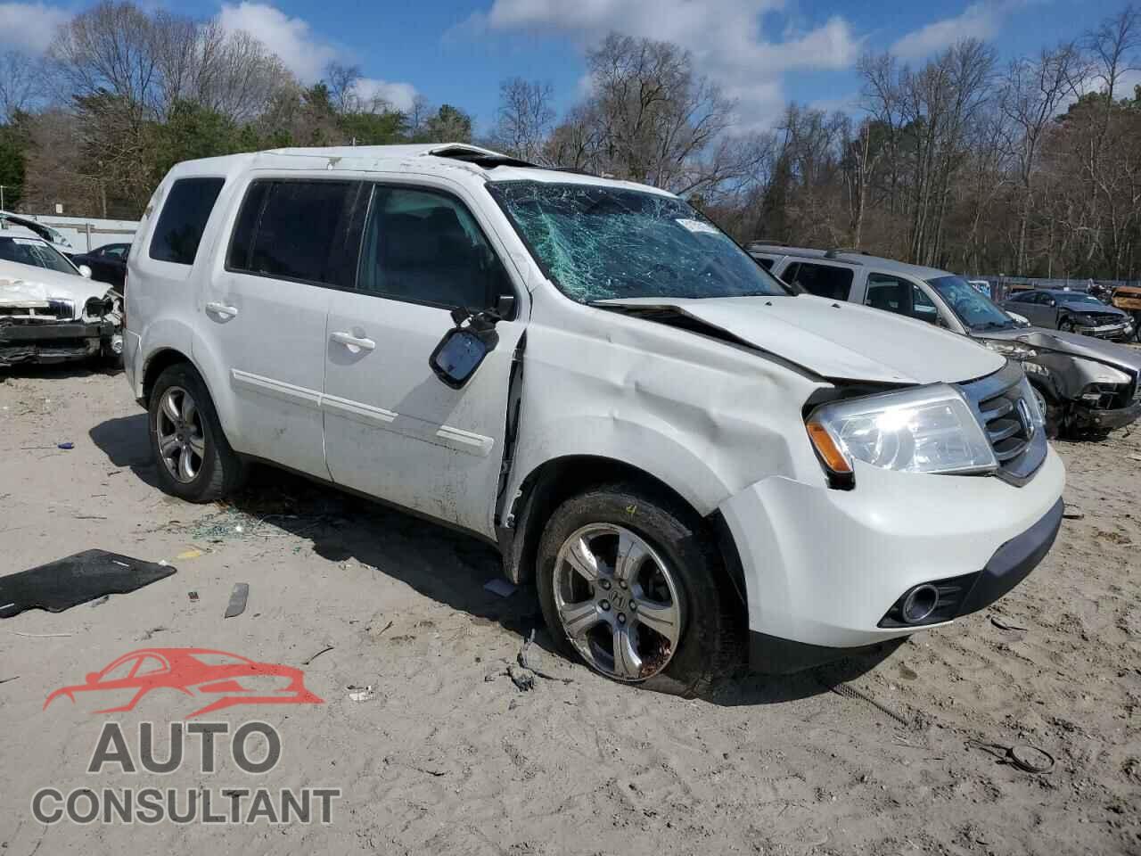HONDA PILOT 2013 - 5FNYF4H55DB006876