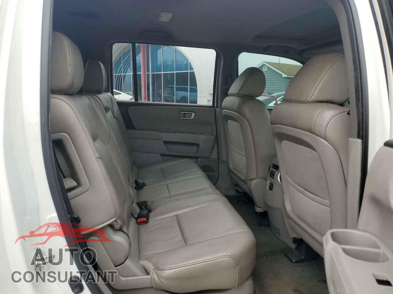 HONDA PILOT 2014 - 5FNYF4H54EB037361
