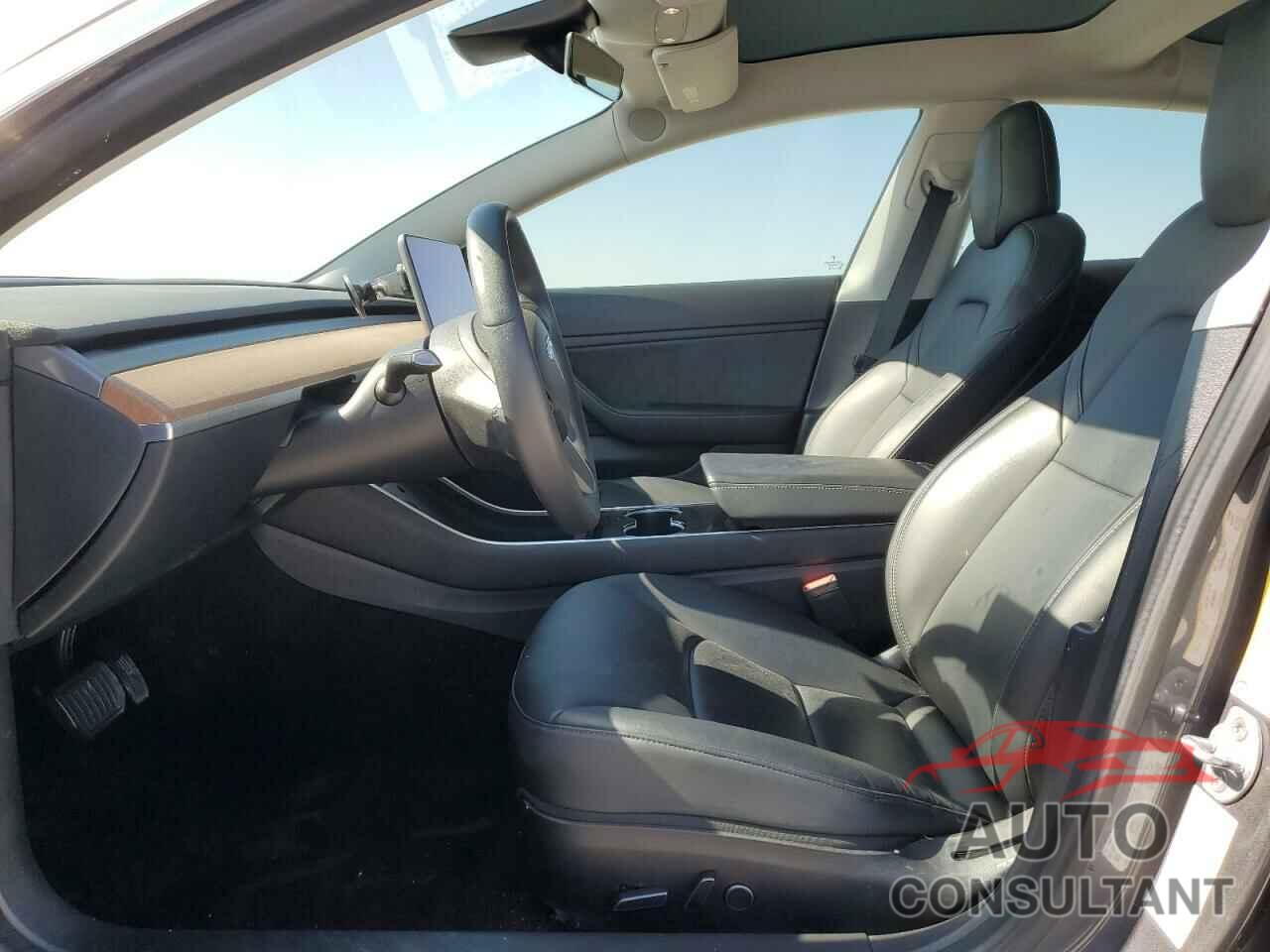 TESLA MODEL 3 2020 - 5YJ3E1EB3LF620135