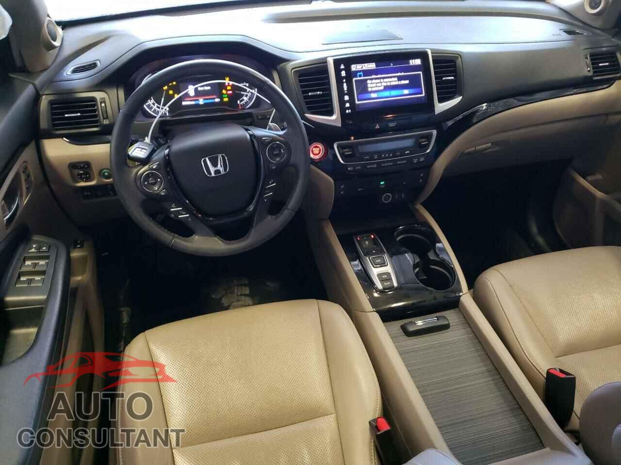 HONDA PILOT 2017 - 5FNYF6H05HB002364