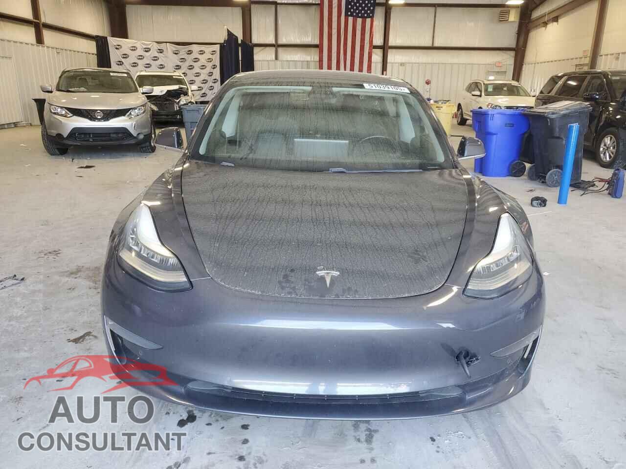 TESLA MODEL 3 2018 - 5YJ3E1EA5JF059313