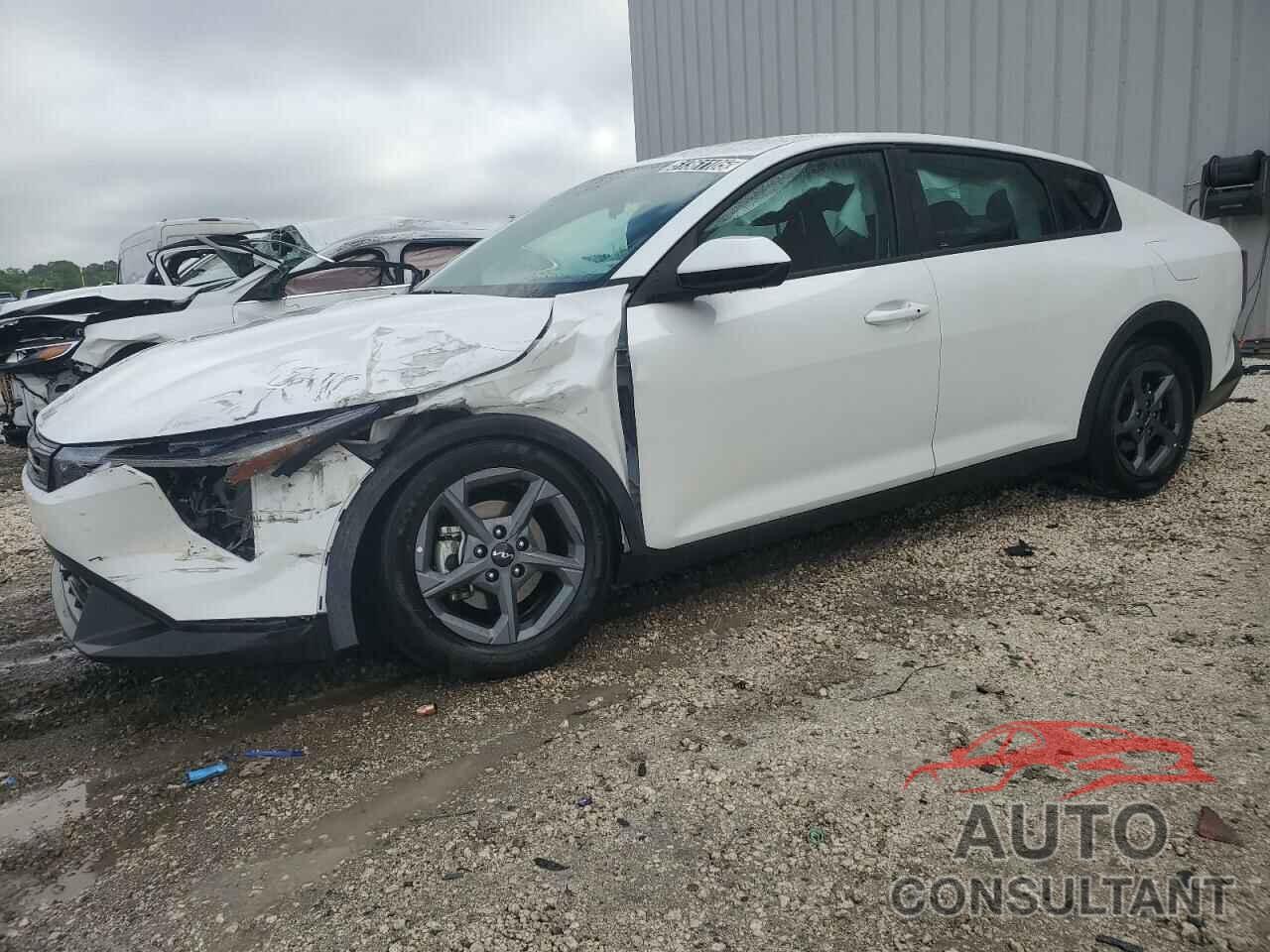 KIA K4 LX 2025 - 3KPFT4DE0SE021892