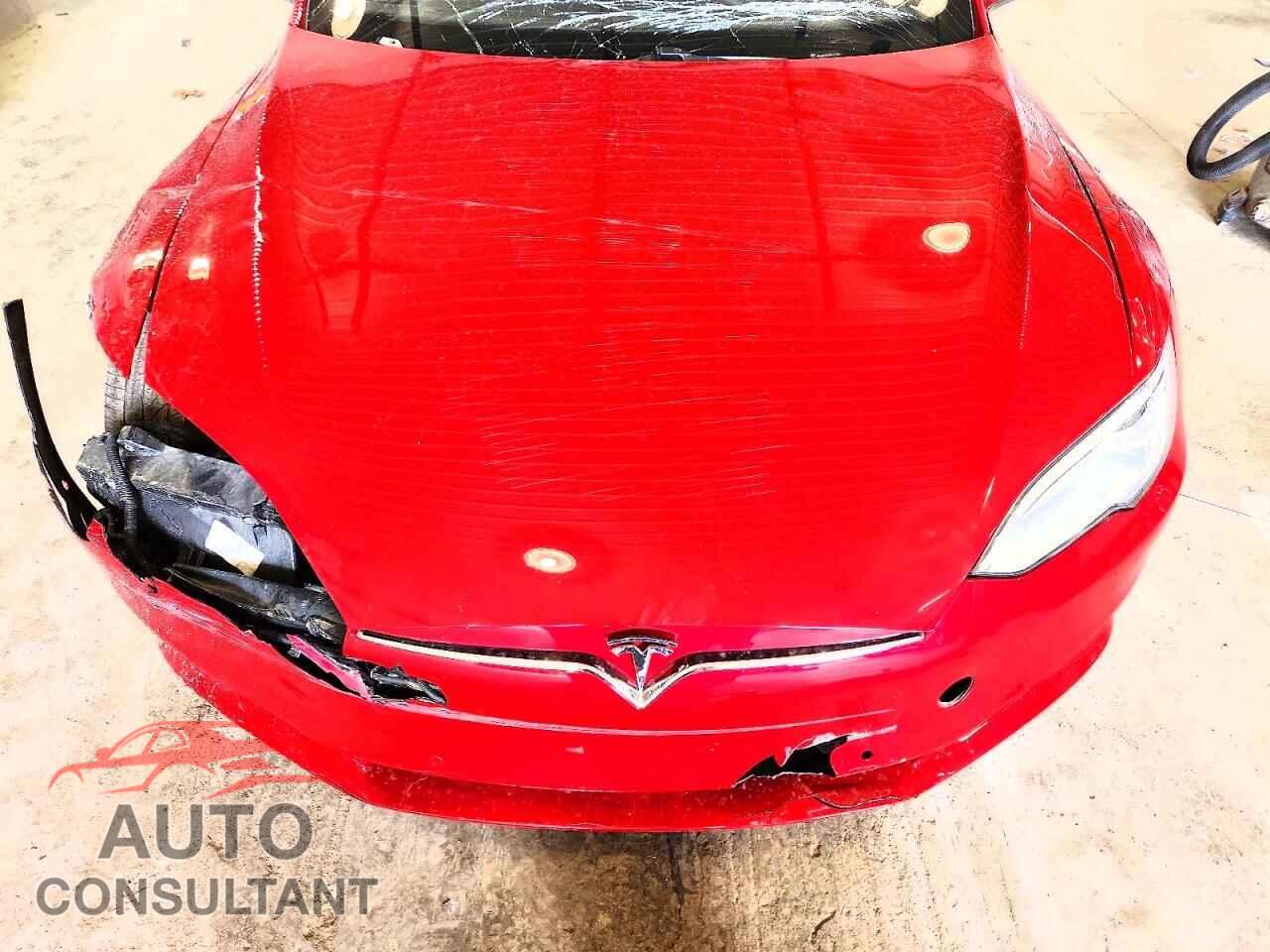 TESLA MODEL S 2015 - 5YJSA1E22FF114758